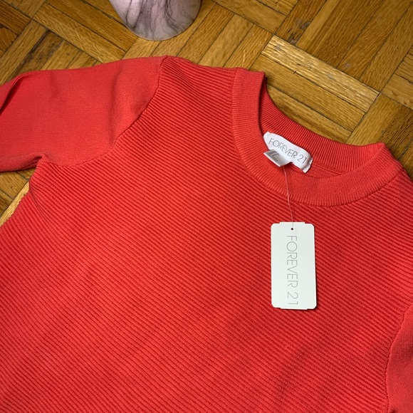 Coral Pink ⭐️ Ribbed Slight Crop Longsleeve Sweater Forever 21 NEW WITH TAG - Picture 2 of 8